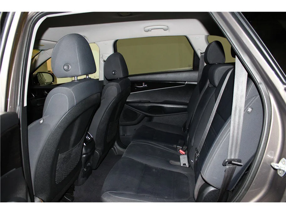 Used 2019 Dragon Brown Kia LX image 12
