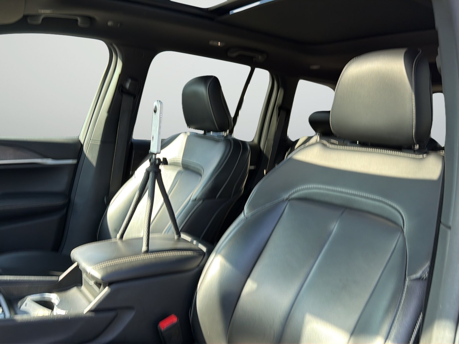 Used 2024 Gray Jeep 4xe image 31