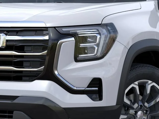 New 2027 Summit White GMC AWD Elevation image 10