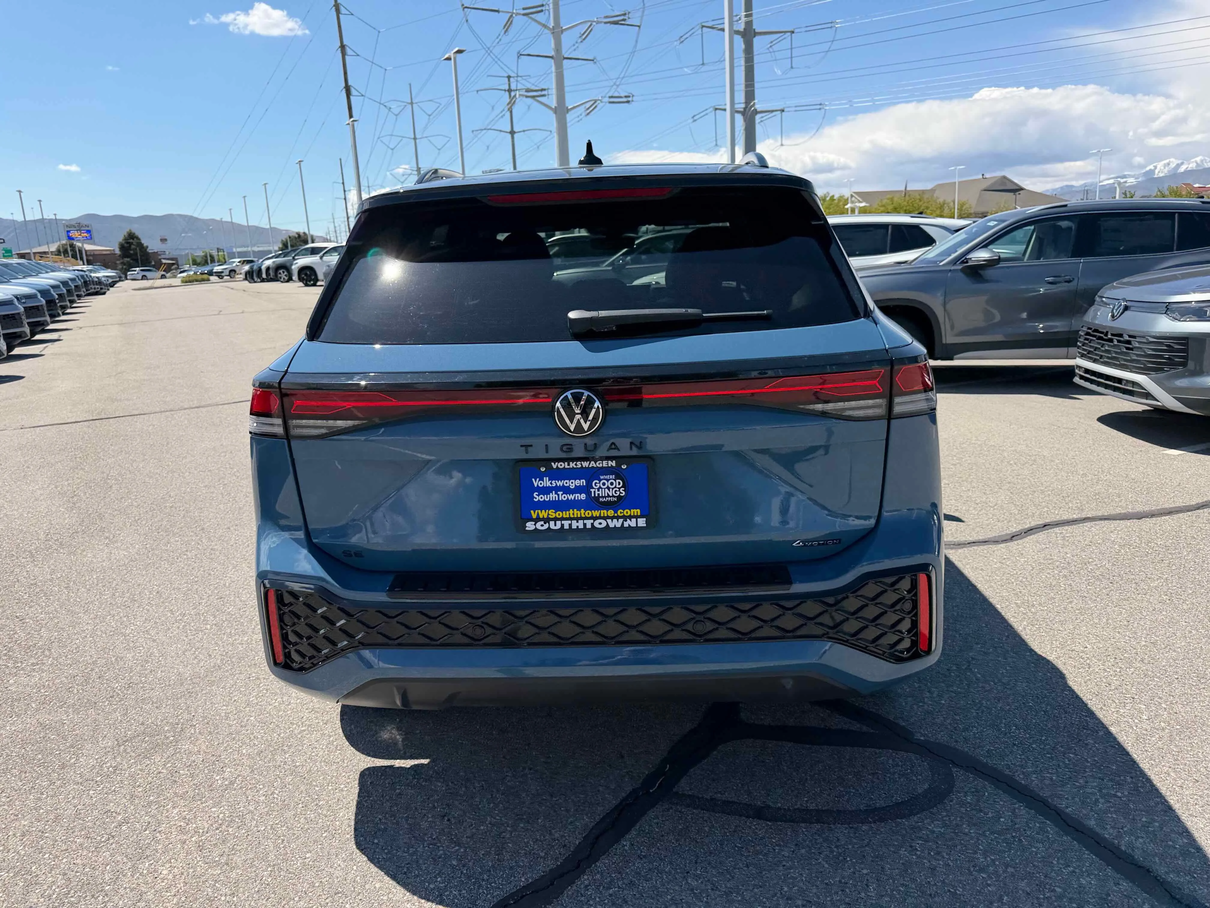 New 2026 Blue Volkswagen SE R-Line Black image 6