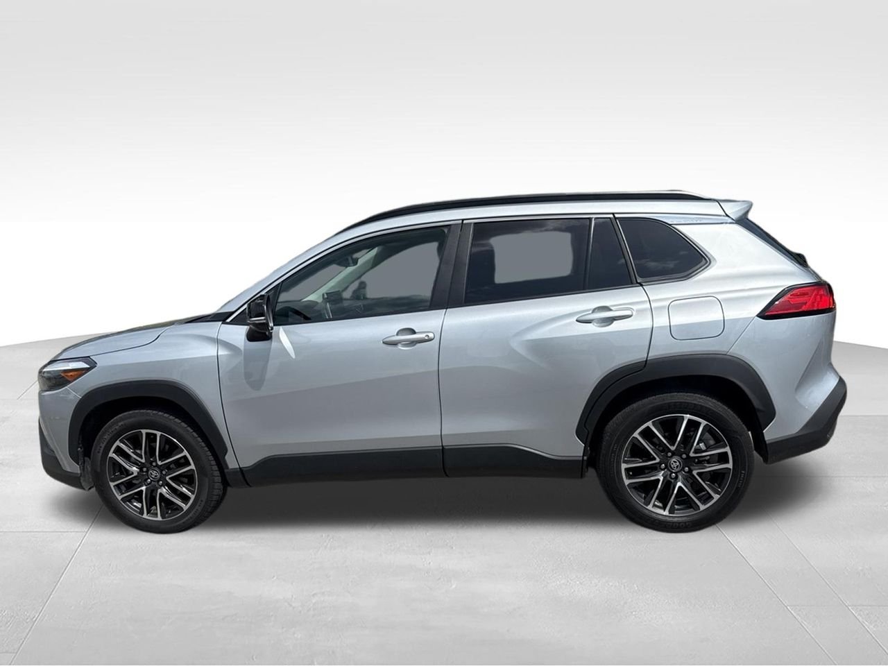 Used 2026 Silver Toyota XLE image 6