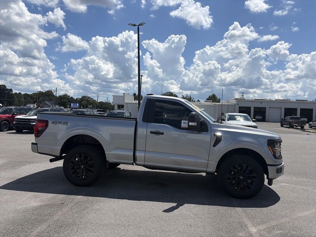 Used 2025 Silver Ford XL image 8