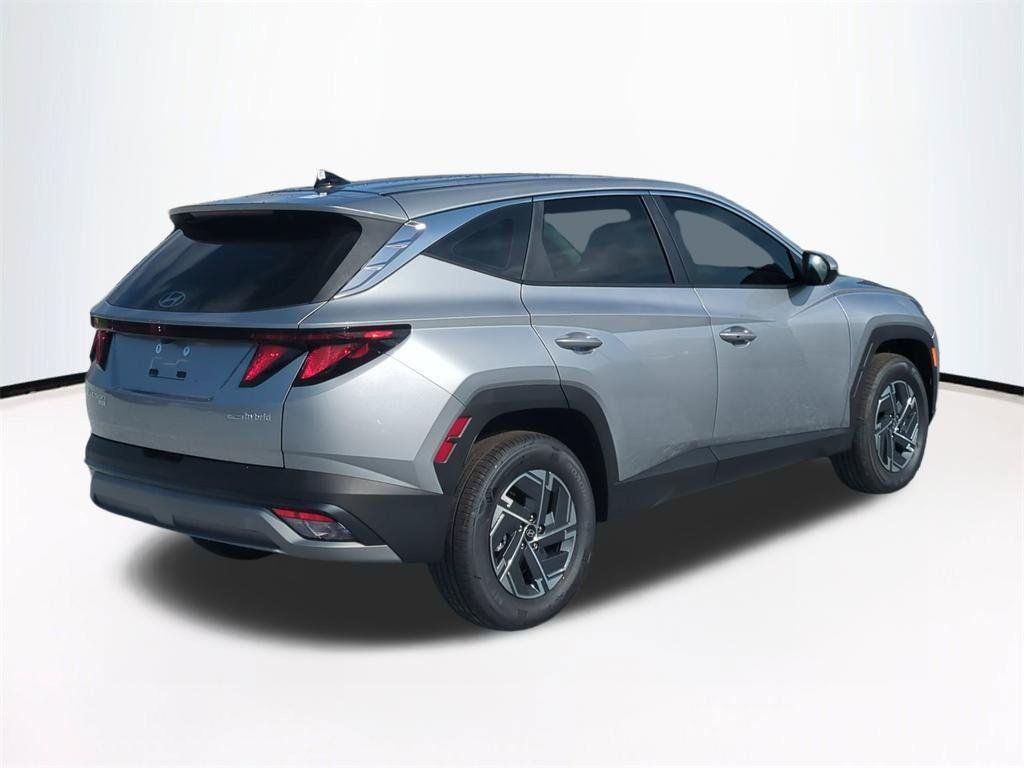 New 2026 Silver Hyundai Blue image 5