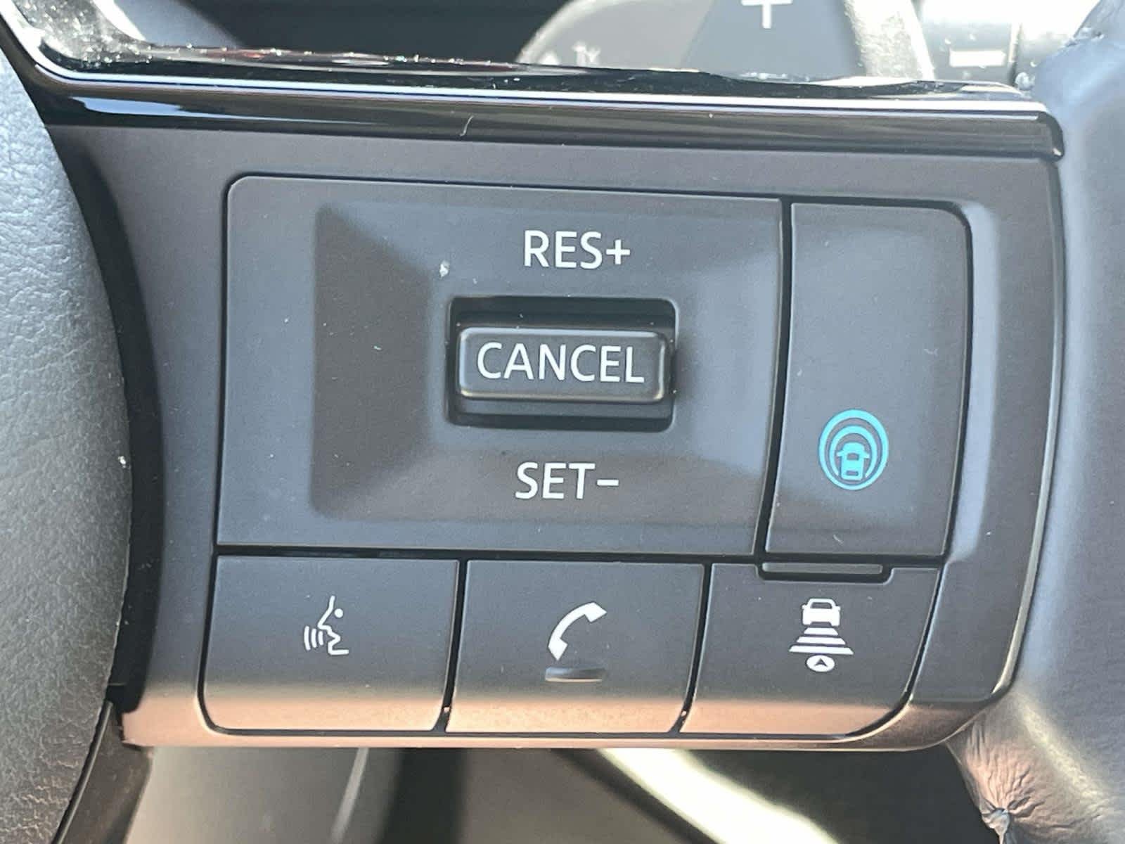 Used 2022 Gun Metallic Nissan Platinum image 40