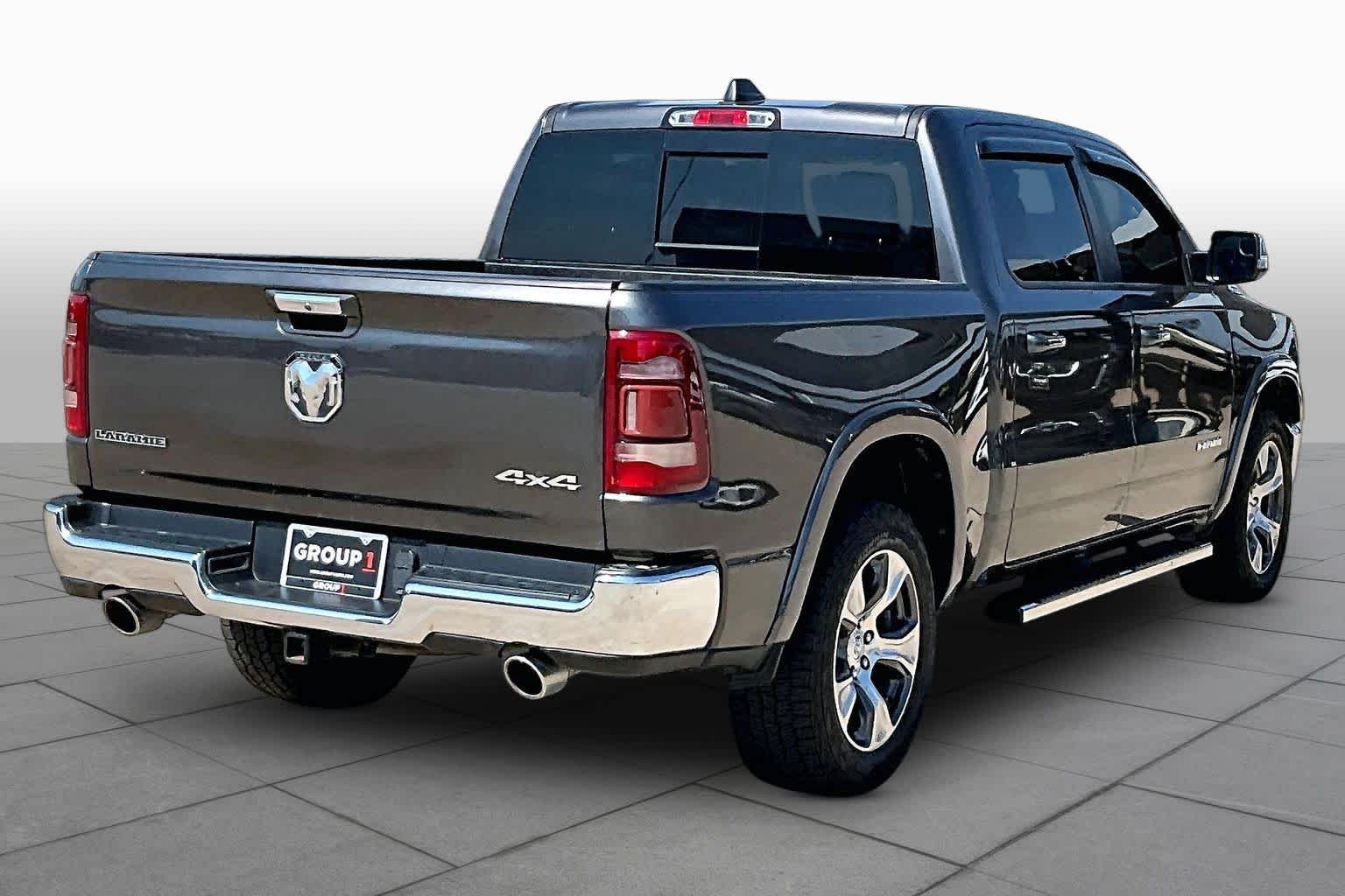 Used 2022 Granite Crystal Metallic Clearcoat Ram Laramie image 12