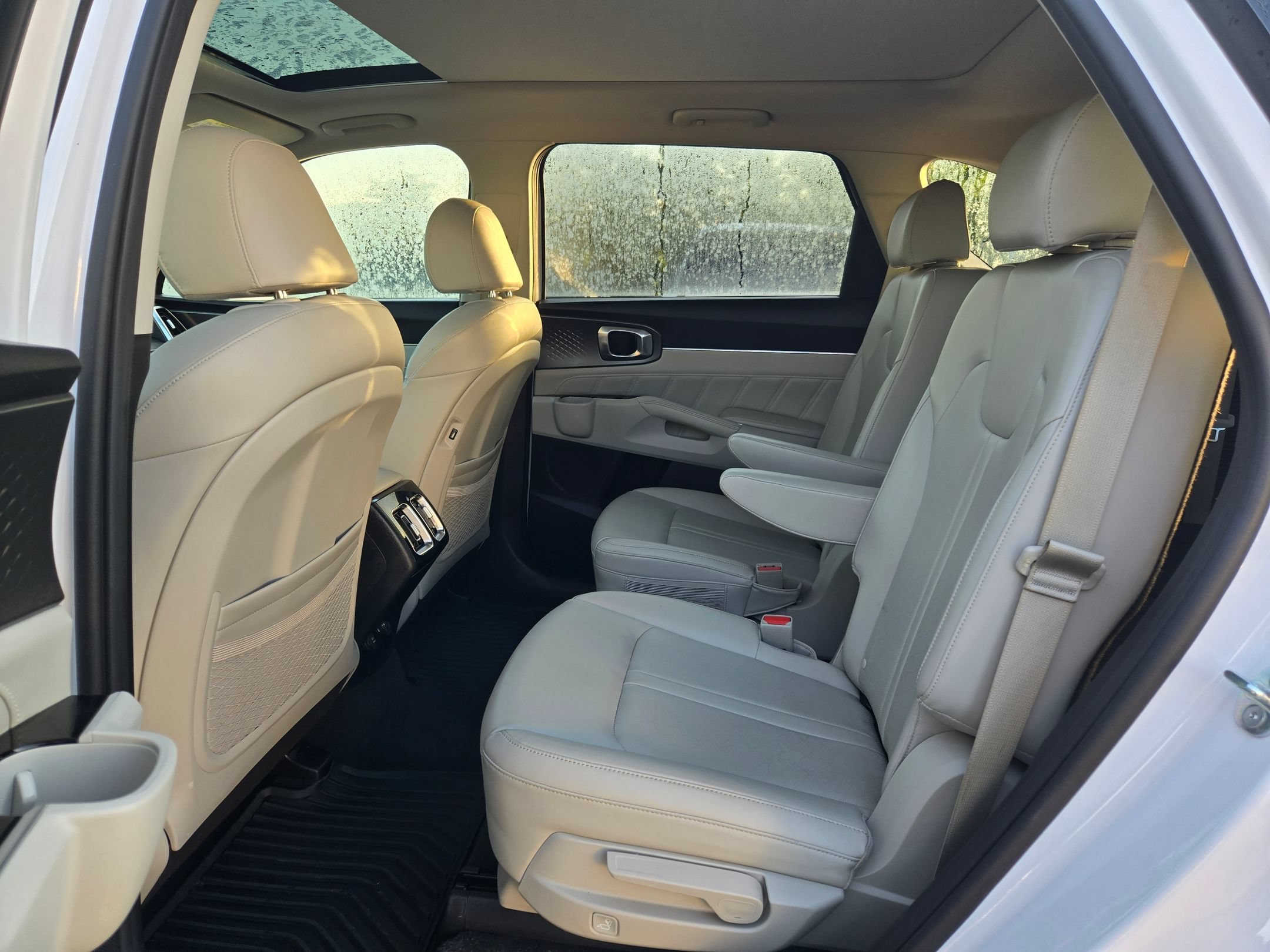 Used 2023 Glacial White Pearl Kia SX image 35