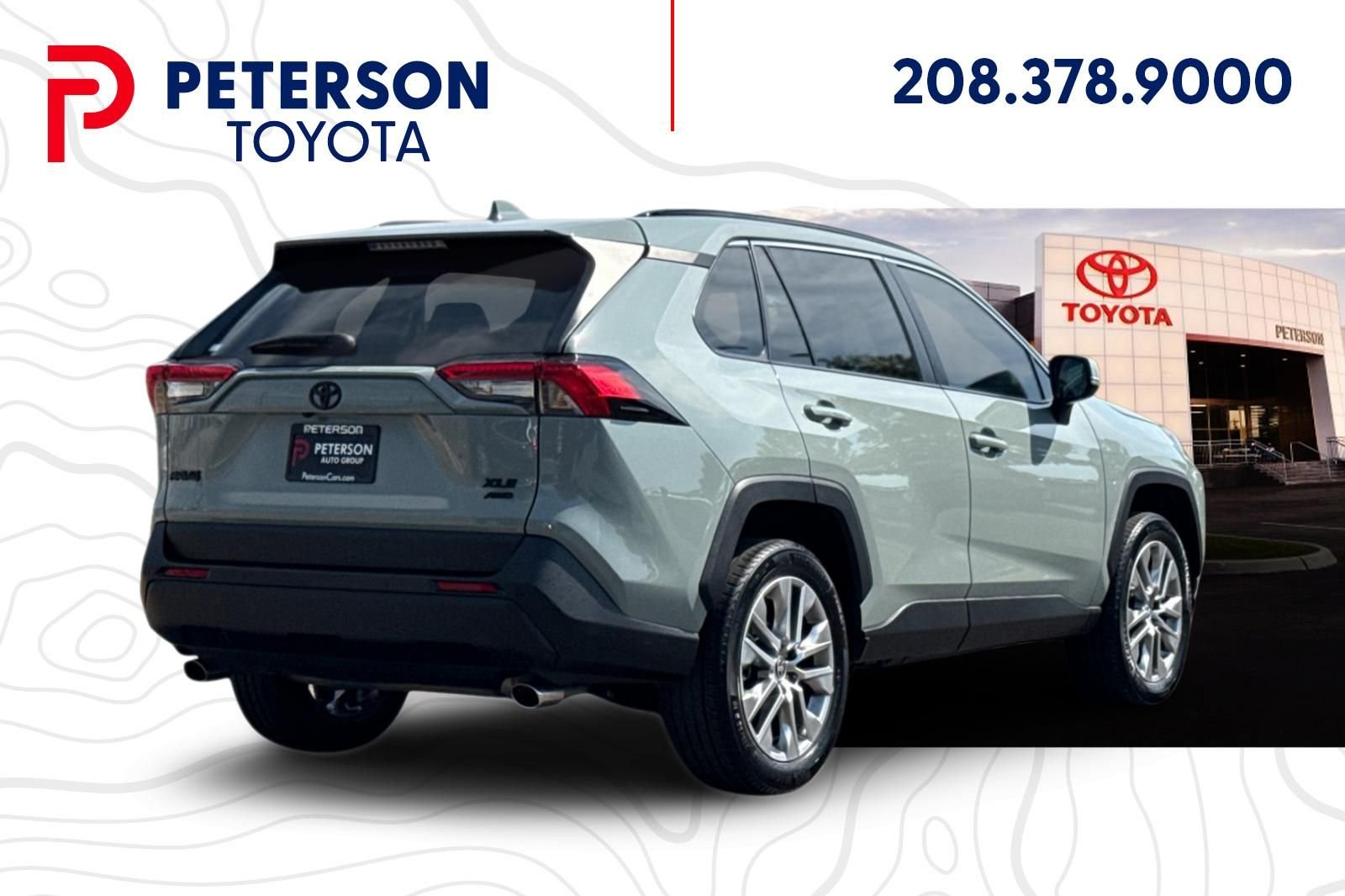 Used 2023  Toyota XLE Premium image 3