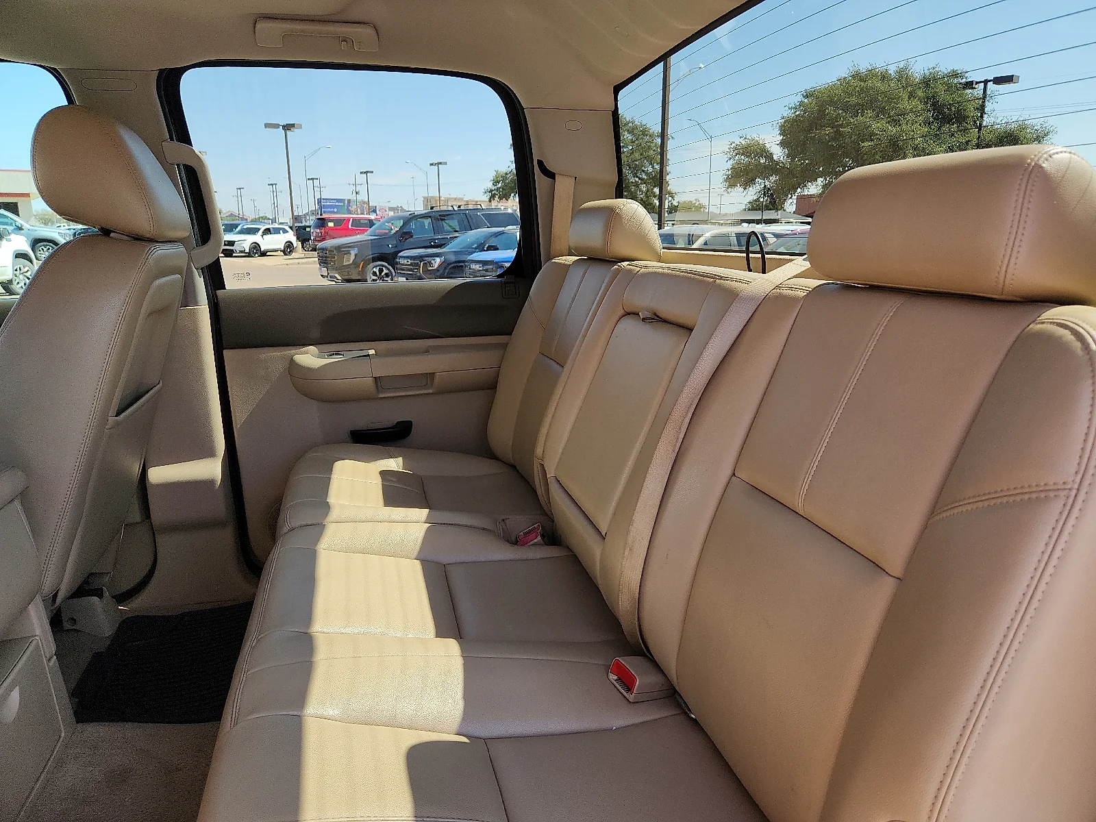 Used 2013 Red Chevrolet LT image 12
