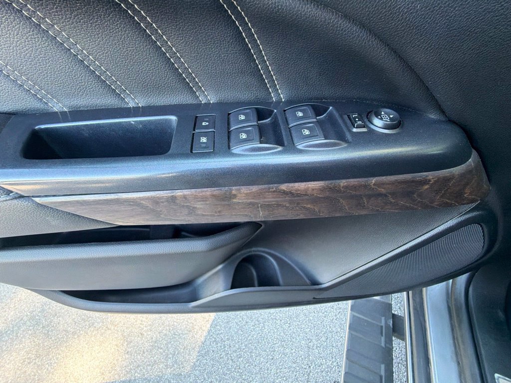 Used 2021 SATIN STEEL METALLIC GMC 4WD Denali image 19