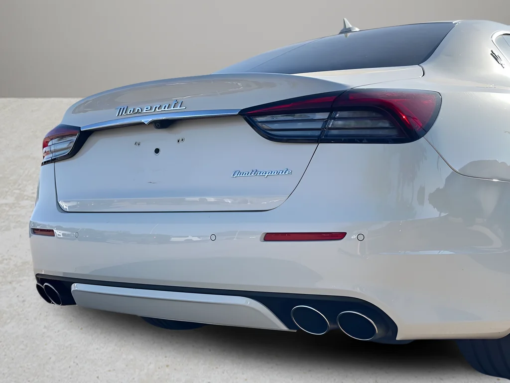 Used 2023 White Maserati GT image 28