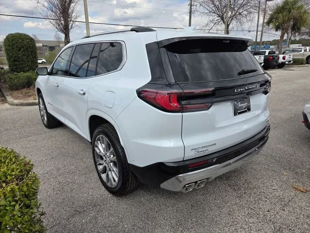 2026 GMC Acadia Denali - Photo 12