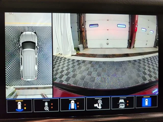 2024 GMC Yukon XL Denali - Photo 18