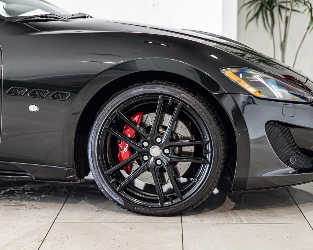 Used 2015 Black Maserati Sport image 10