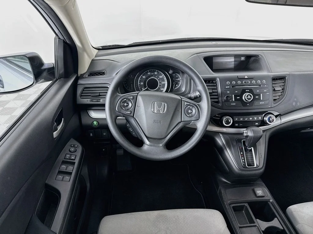 Used 2015 Alabaster Silver Metallic Honda LX image 21