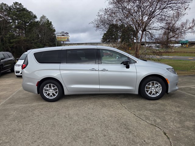 New 2026 Silver Mist Clear-Coat Exterior Paint Chrysler LX image 7
