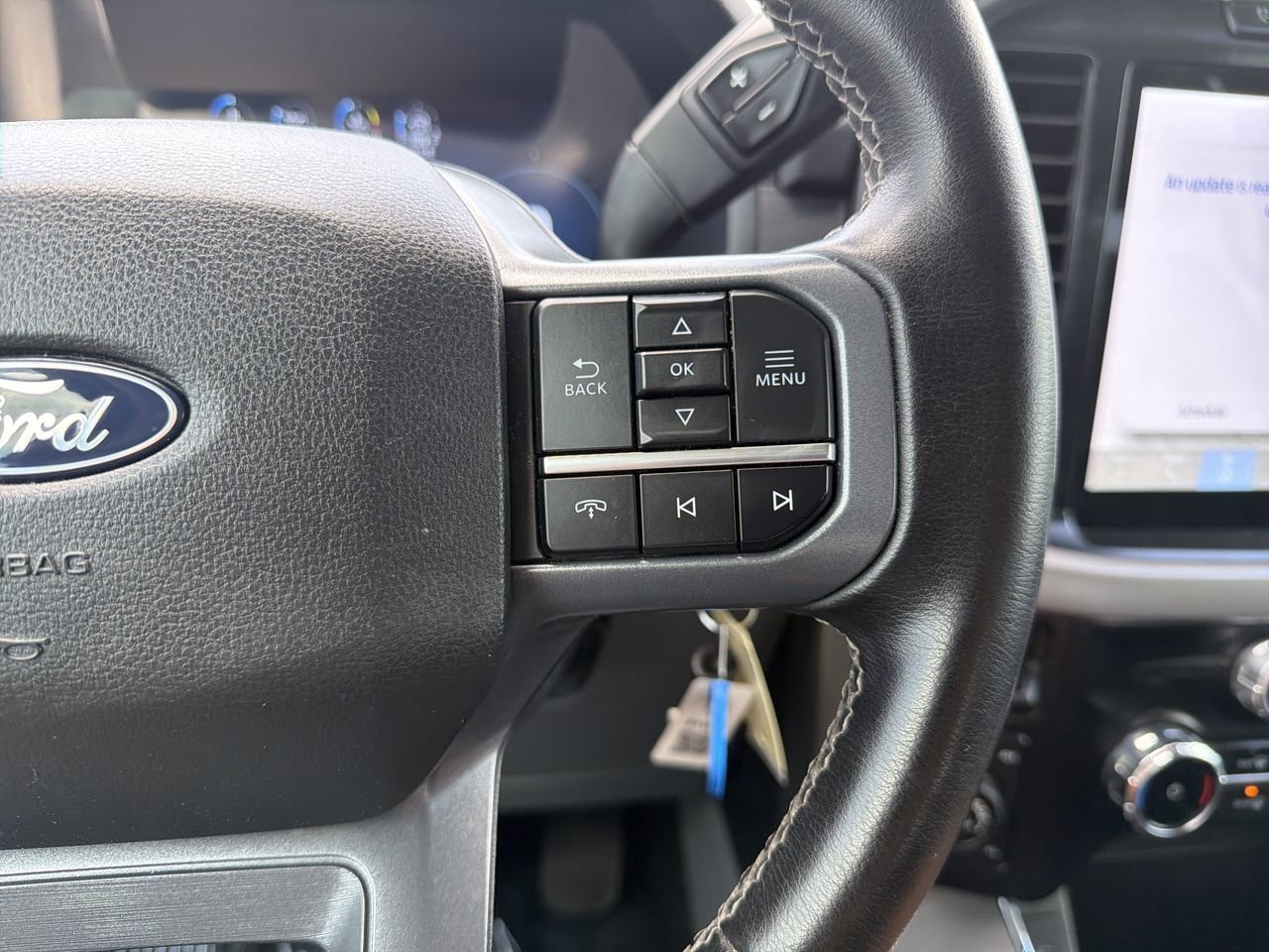 Used 2024 Gray Metallic Ford XLT image 26