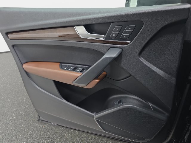Used 2018 Black Audi 2.0T Premium Plus image 26