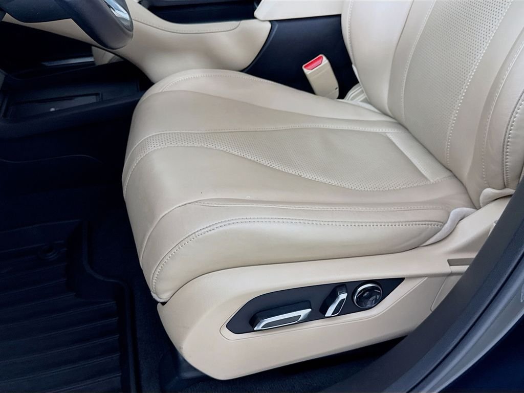 Used 2024 Majestic Black Pearl Acura Technology Package image 24