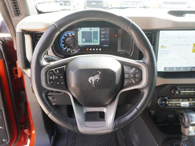 Used 2023 Red Ford Wildtrak image 26