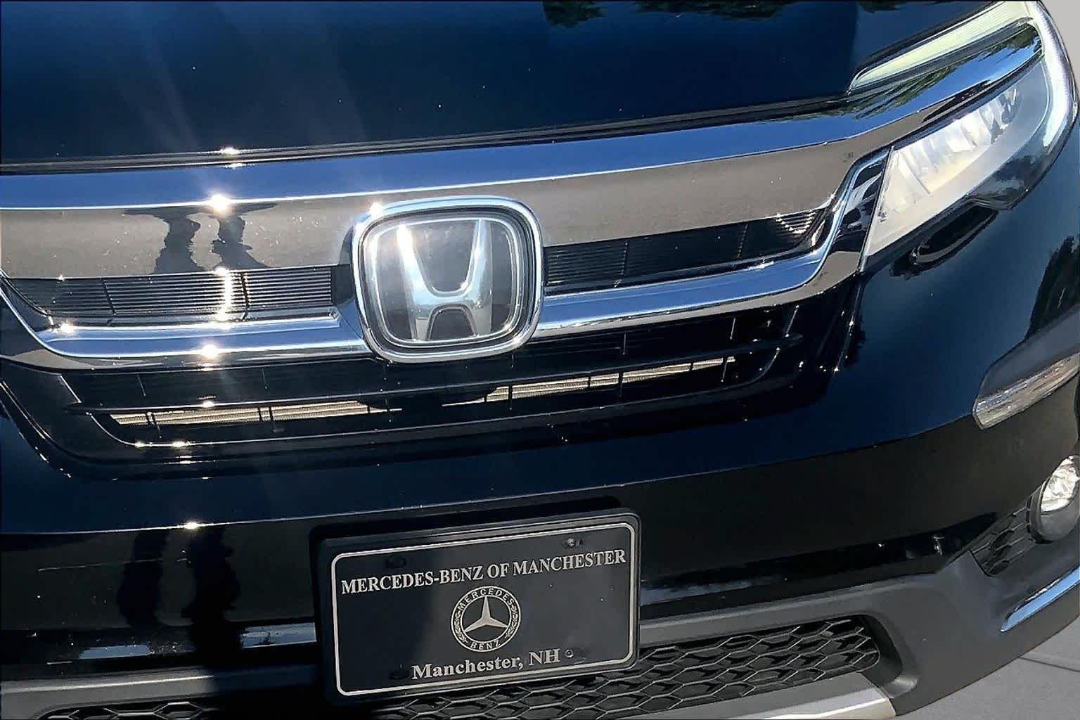 Used 2019 Crystal Black Pearl Honda Elite image 31