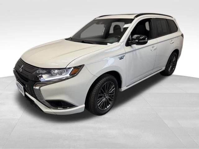 2021 Mitsubishi Outlander LE PHEV S-AWC's photo
