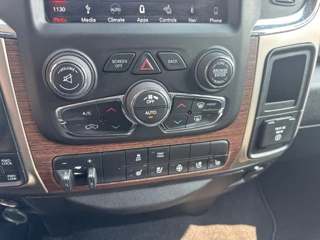Used 2019 Patriot Blue Pearlcoat Ram Laramie image 16