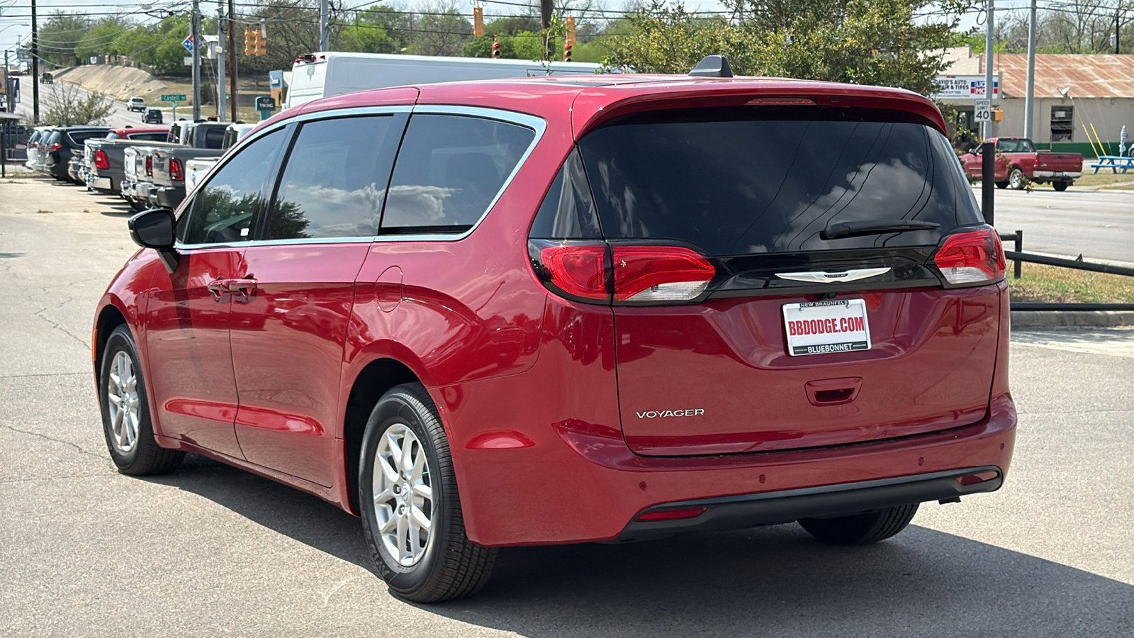 New 2026 Red Hot Pearl-Coat Exterior Paint Chrysler LX image 3