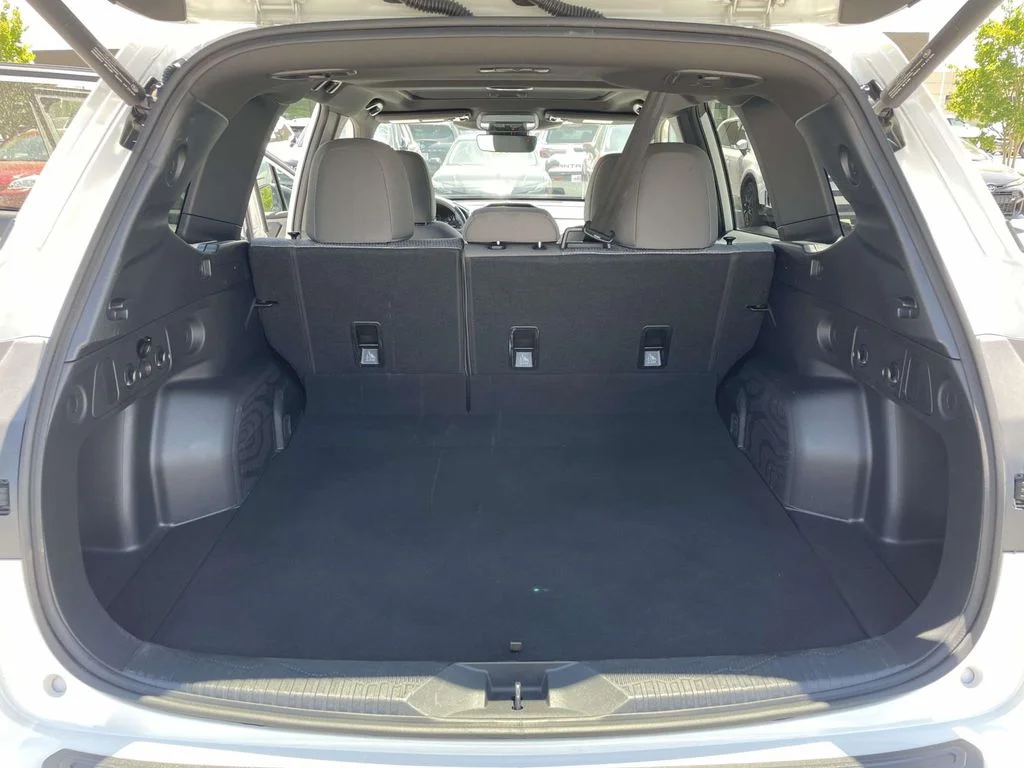 2025 Subaru Forester Premium - Photo 28
