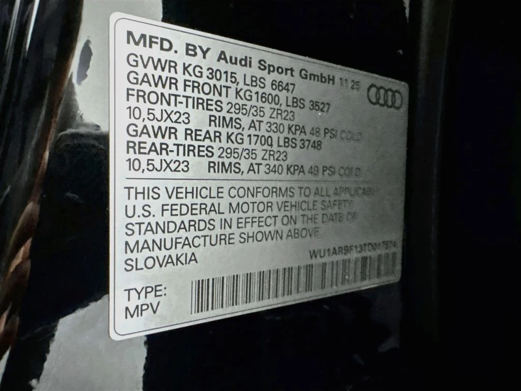 Used 2026 Black Audi 4.0T image 33