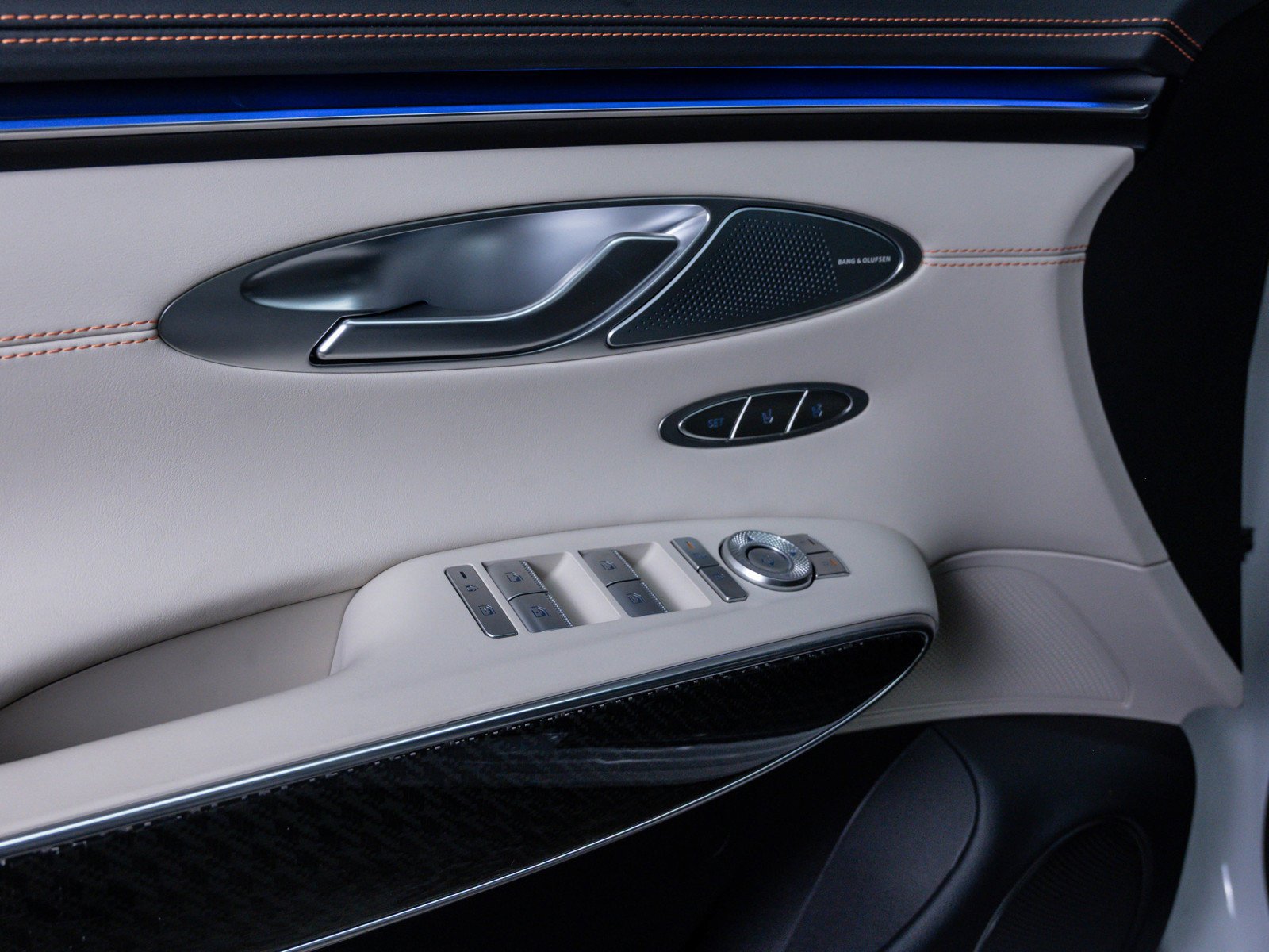 2026 GENESIS GV70 Sport Prestige - Photo 17