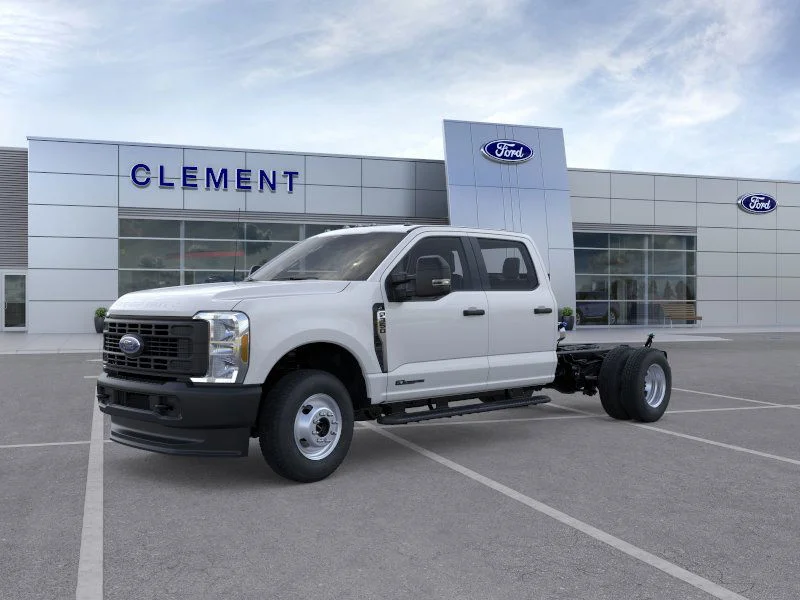 New 2026 Oxford White Ford F-350® XL image 1