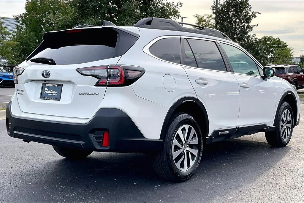 Used 2022 White Subaru Premium image 16