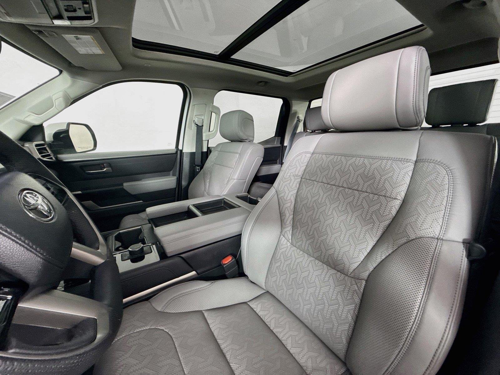Used 2023 Wind Chill Pearl Toyota Limited image 3