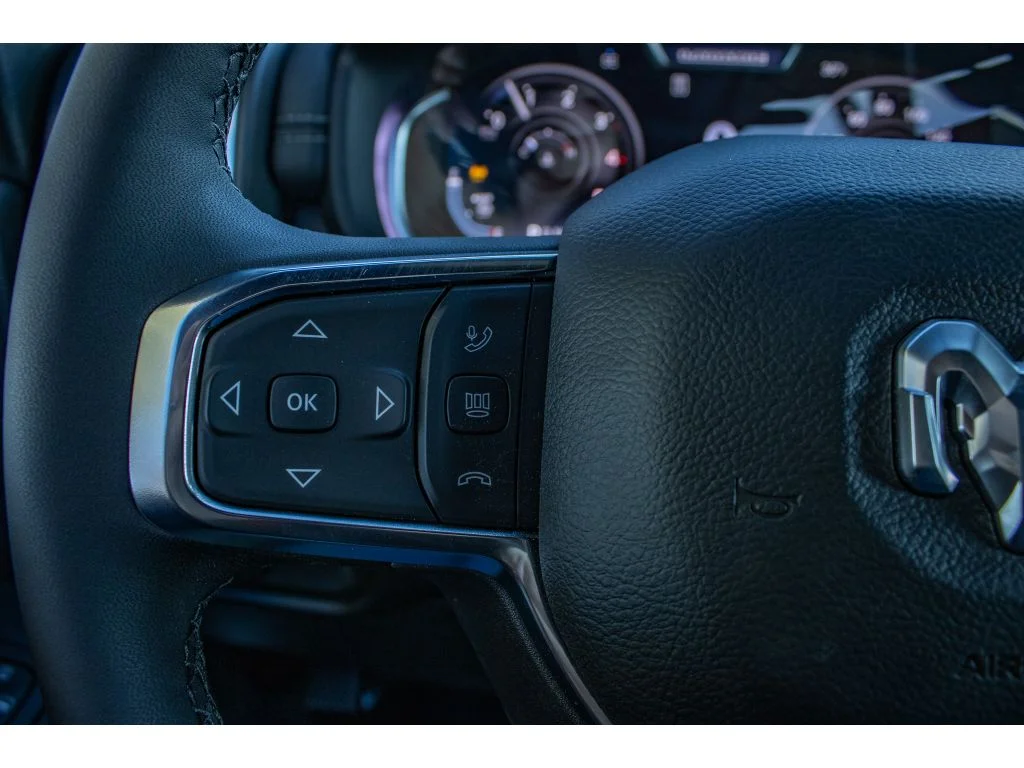2026 RAM 3500 Laramie - Photo 20