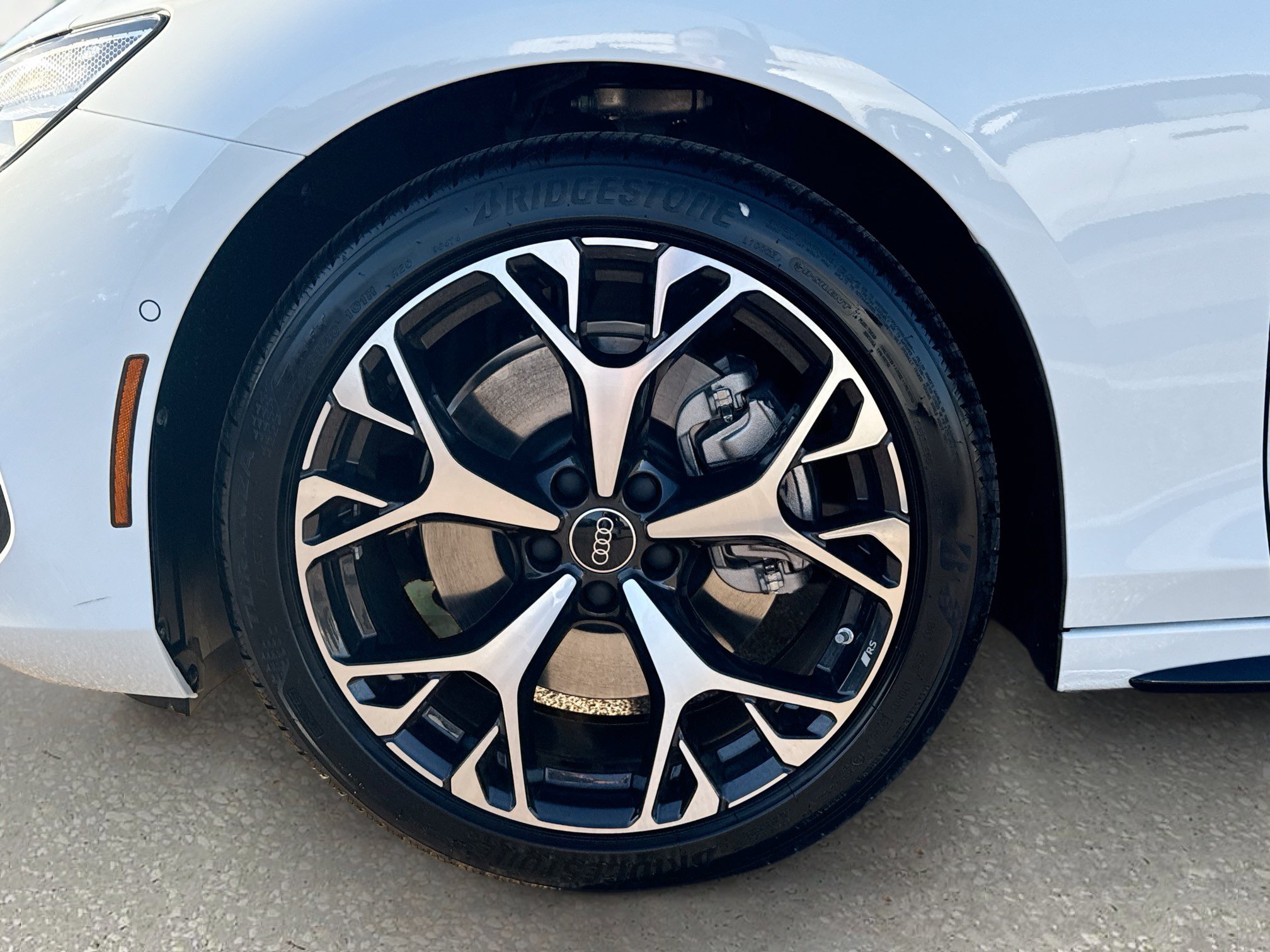 New 2026 Glacier White Metallic Audi Premium Plus image 41