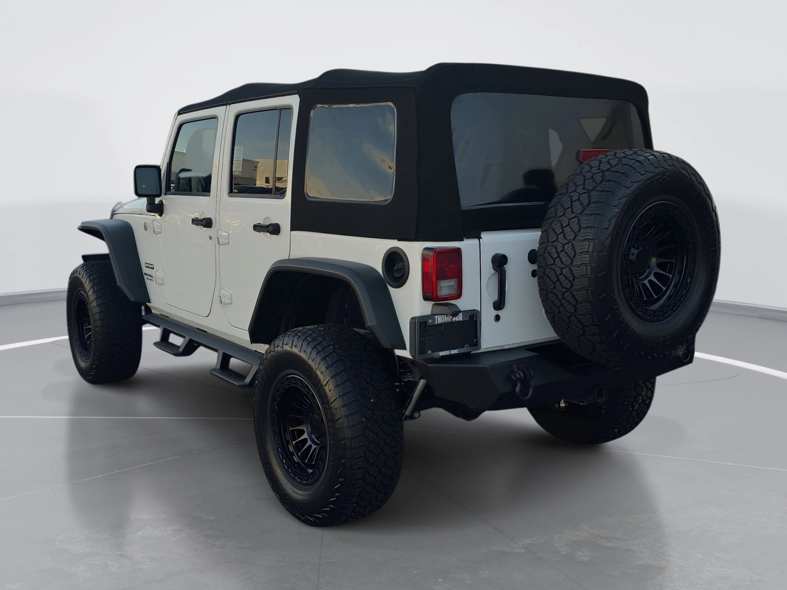 Used 2017 Bright White Clearcoat Jeep Sport image 5