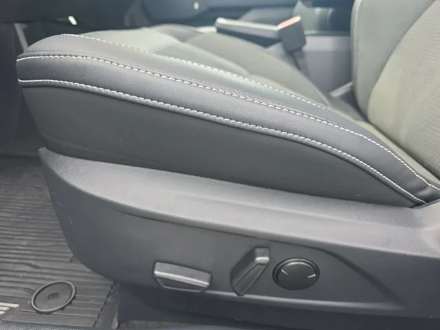 Used 2025 Beige Ford GT image 29