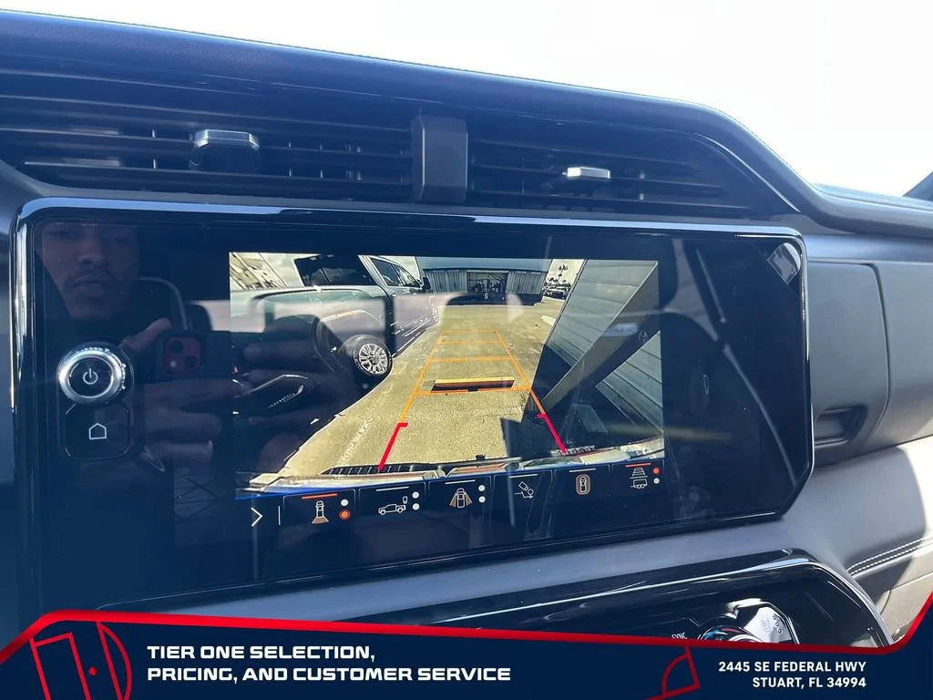 New 2026 Sterling Metallic GMC AT4X image 31