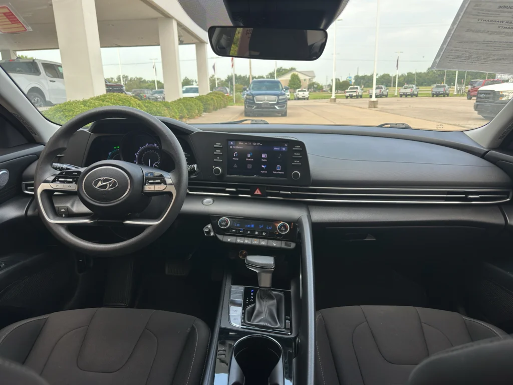 Used 2023 Fluid Metal Hyundai Blue image 4