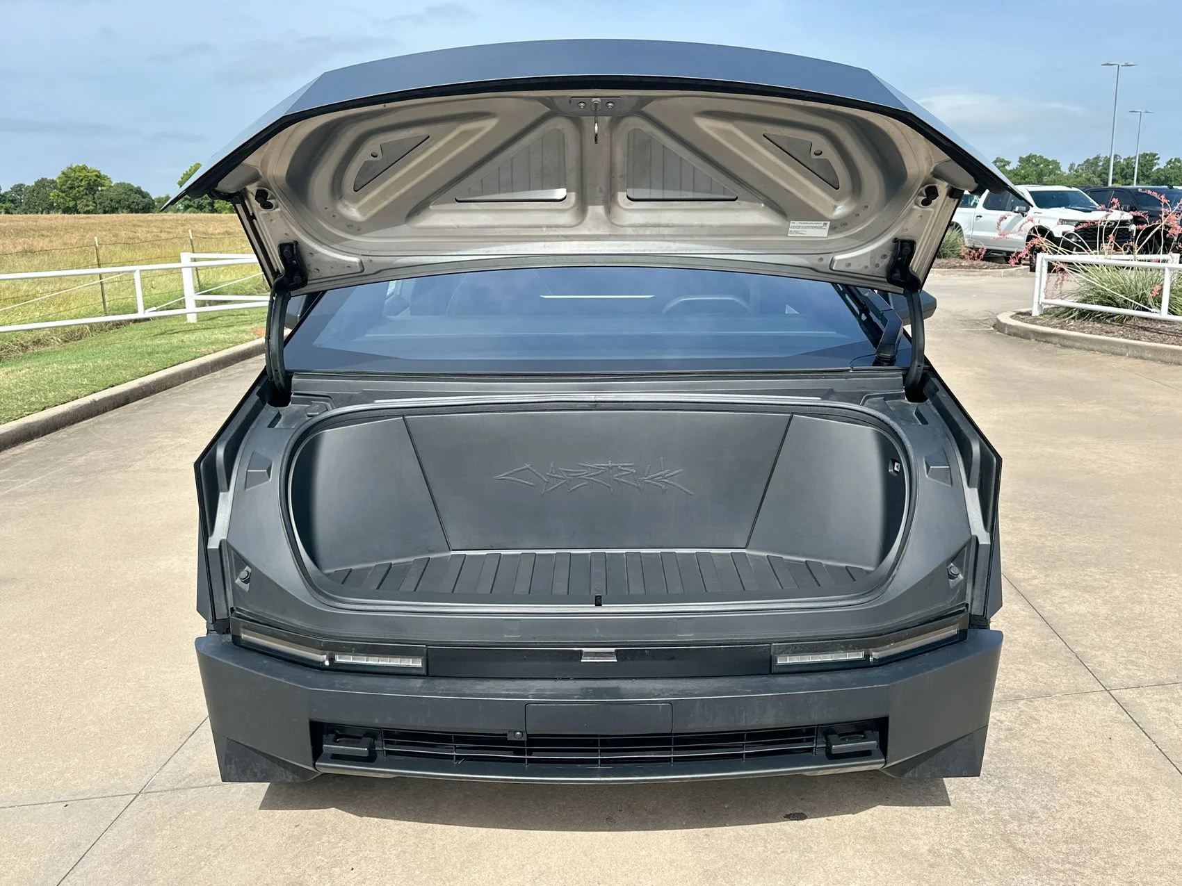 Used 2024 Black Tesla  image 28