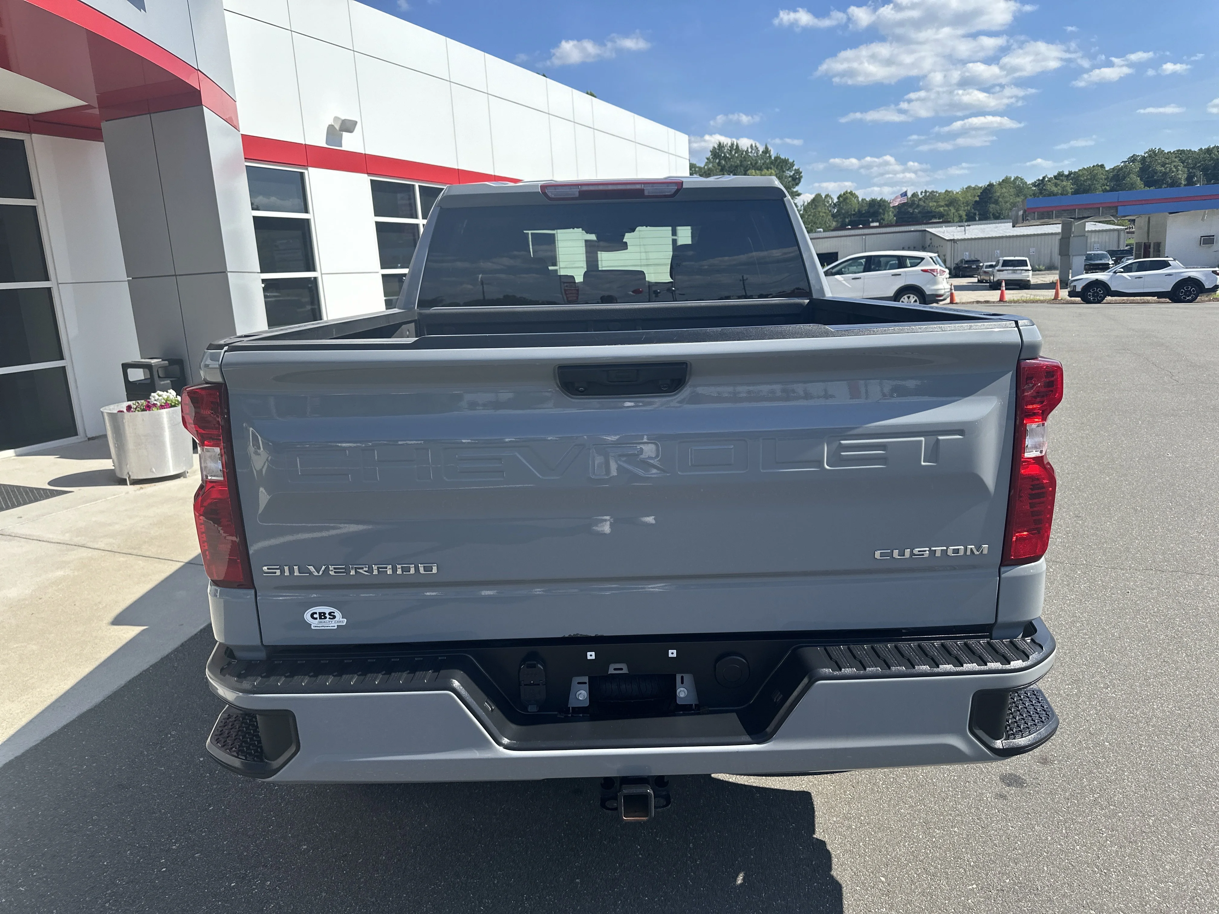 Used 2025 Slate Gray Metallic Chevrolet Custom image 7