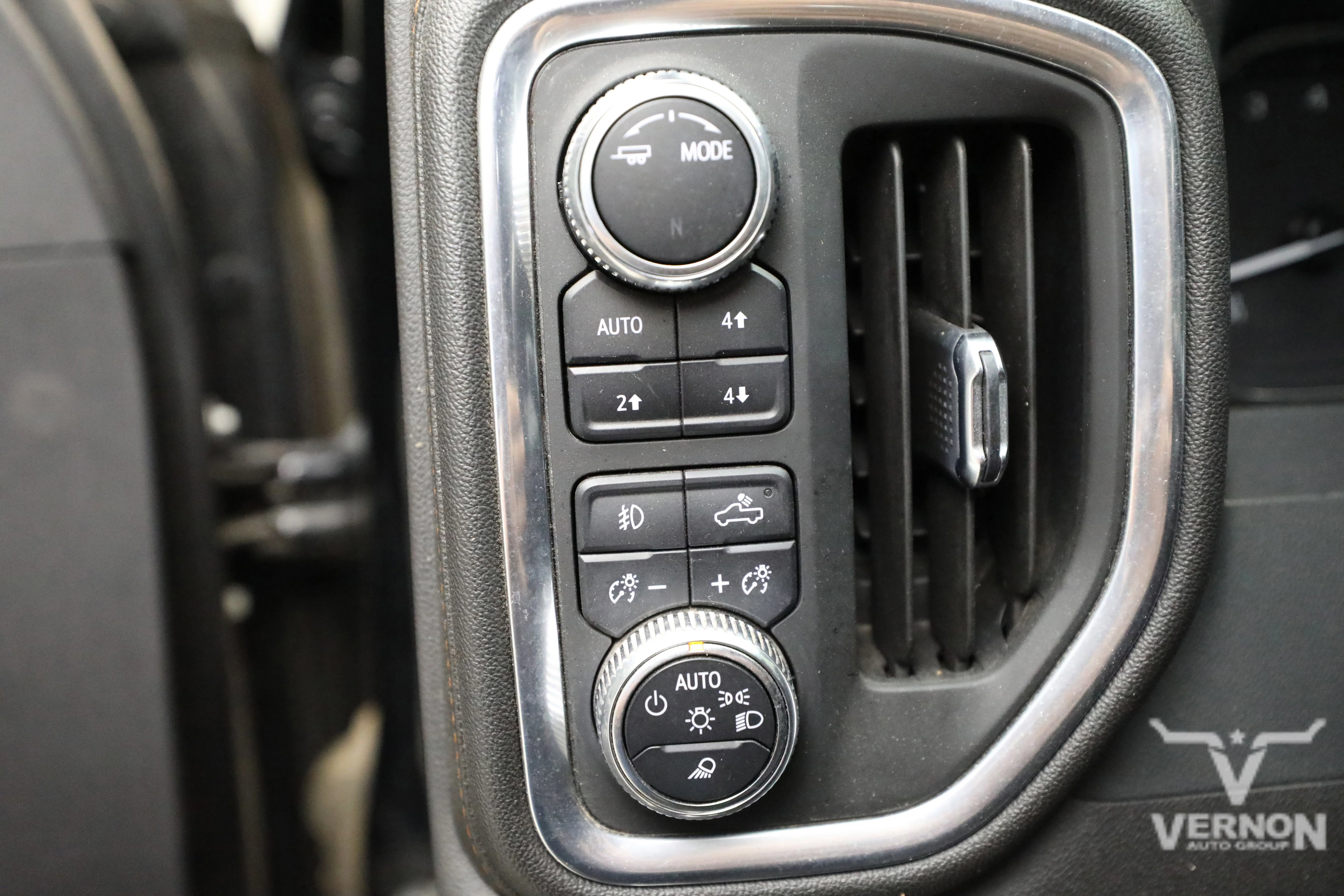 Pre-Owned 2022 GMC Sierra 1500 Limited AT4 Crew Cab 4x4