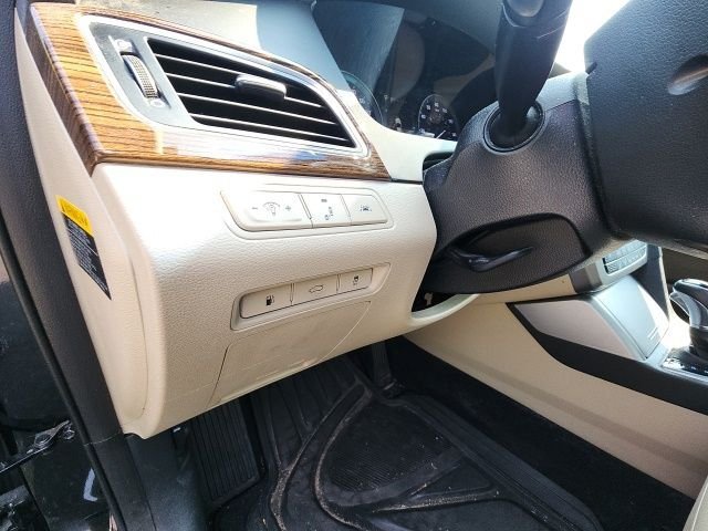 Used 2017 Black Hyundai Limited image 23