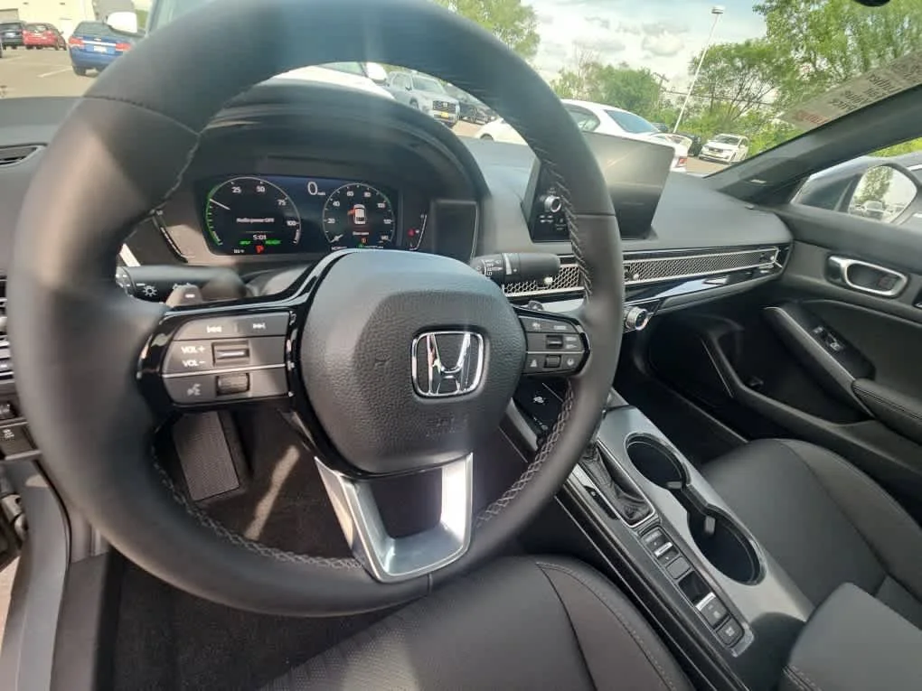 2026 Honda Civic Sport Touring - Photo 7