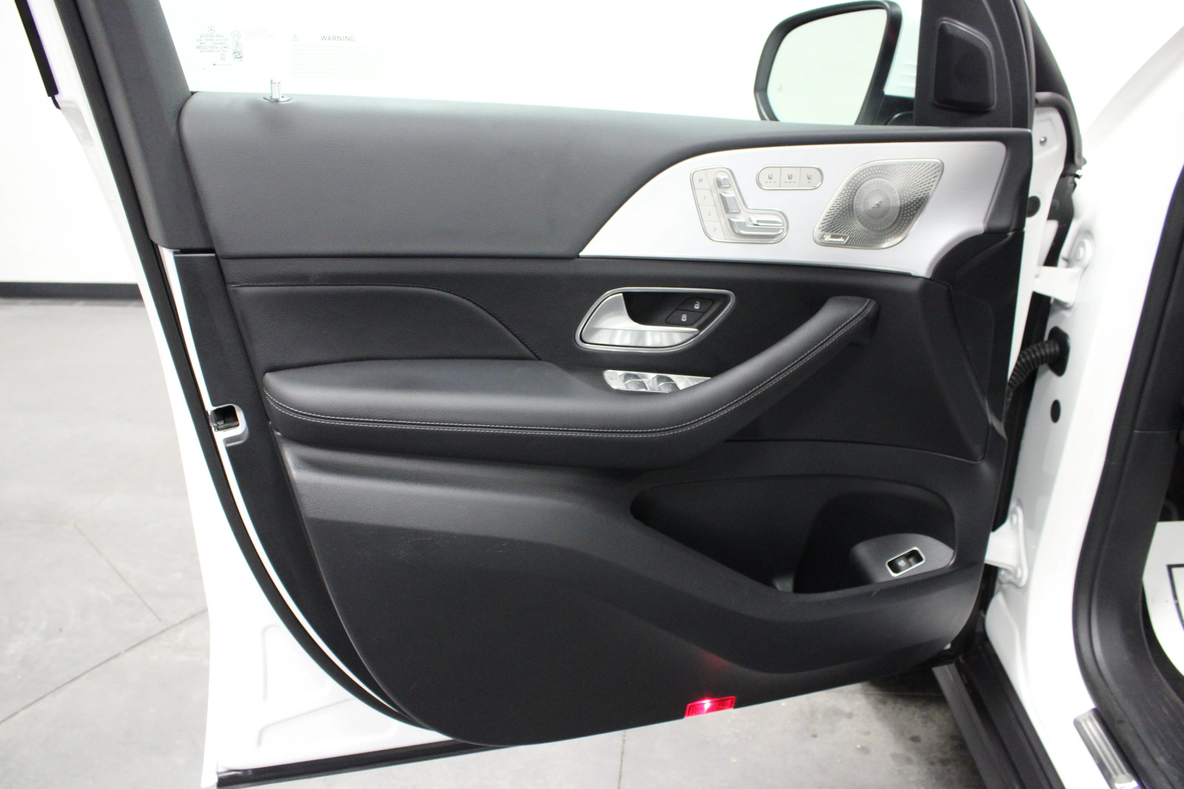 Used 2026 Polar White Mercedes-Benz GLS 450 image 11