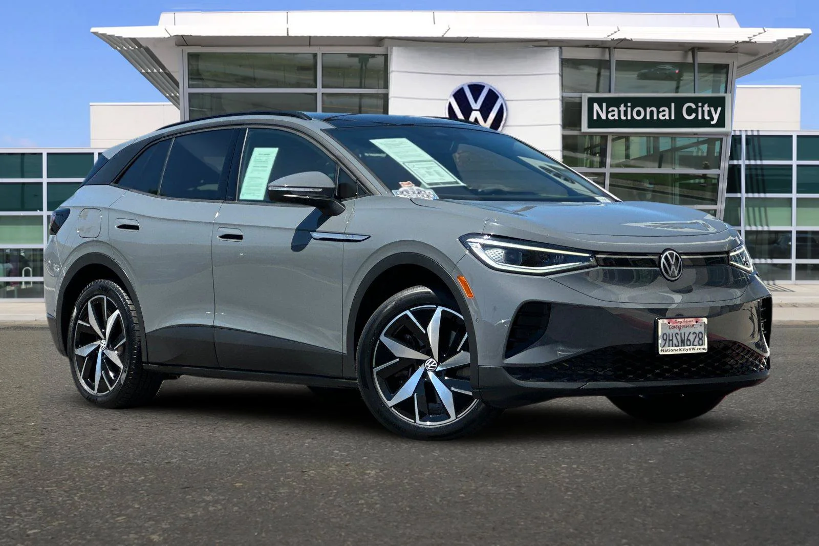 Used 2023 Gray Volkswagen S image 2