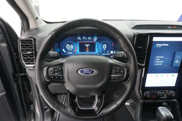 Used 2025 Carbonized Gray Metallic Ford LARIAT image 23