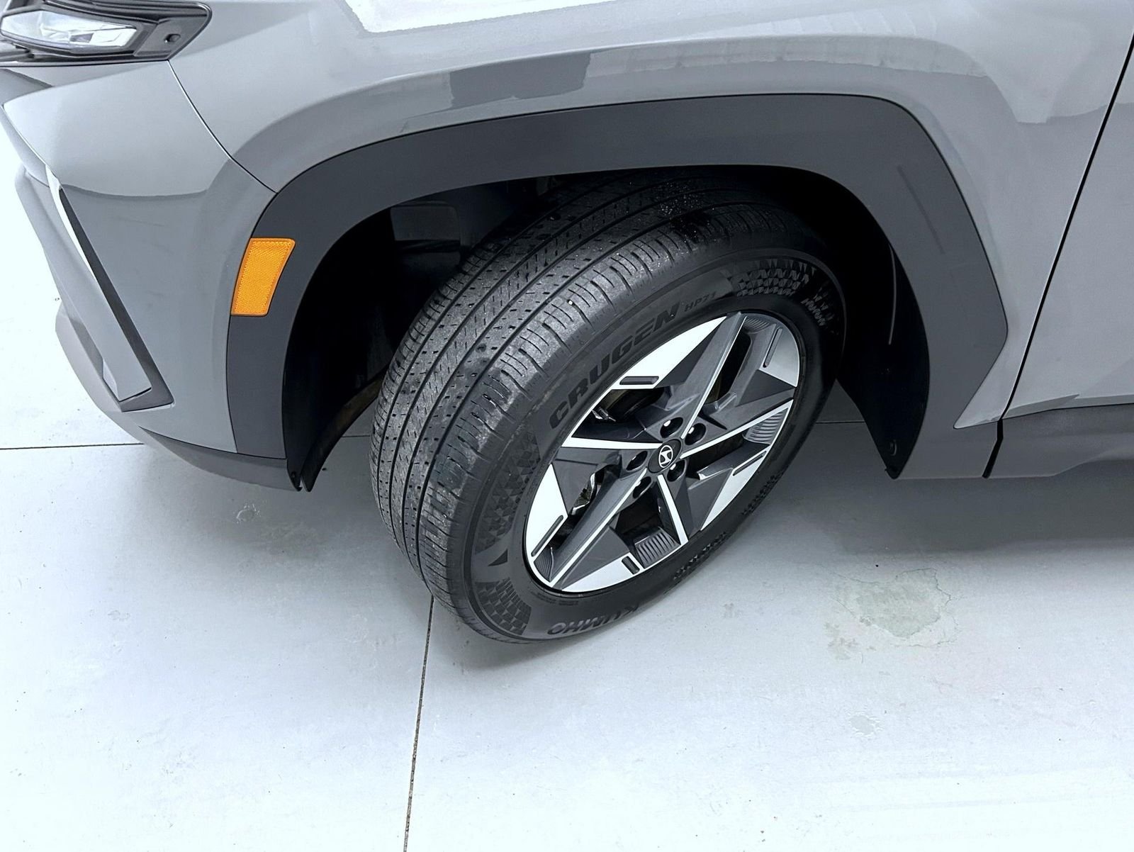 Used 2025 Gray Hyundai SEL image 22