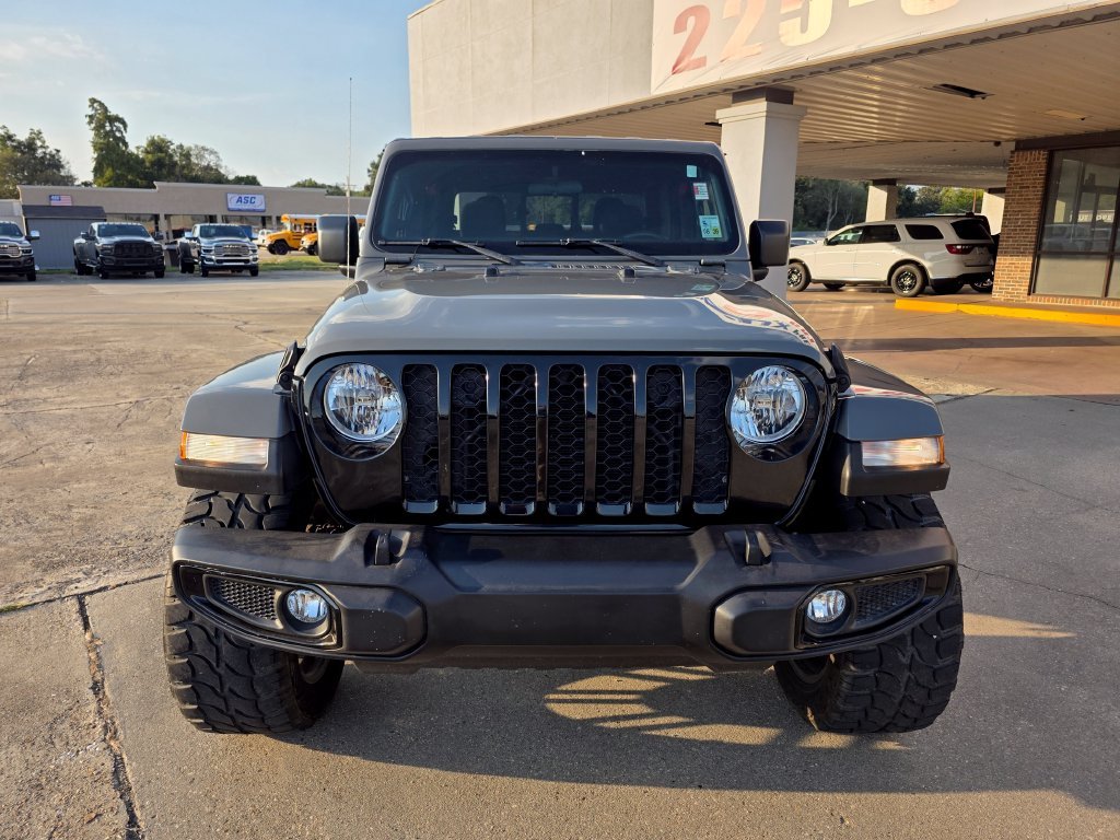Used 2021 Gray Jeep Willys image 3
