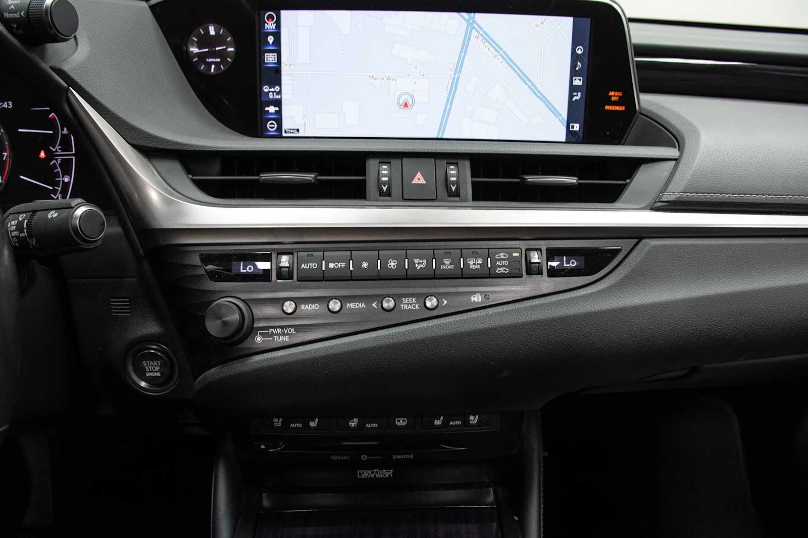 Used 2019 Obsidian Lexus Ultra Luxury image 19